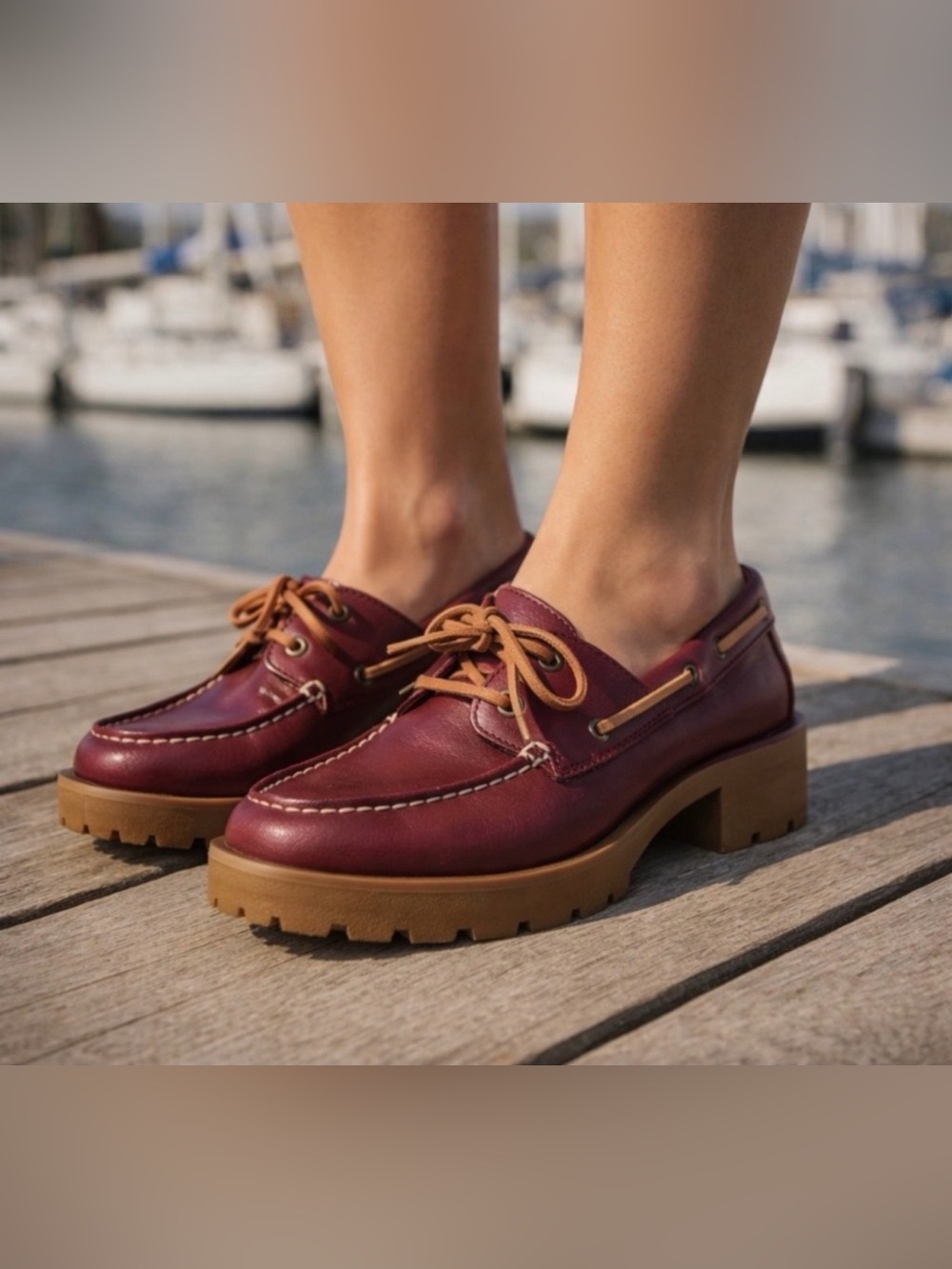 Sperry Burgundy Leather Lug Sole Boat Shoes with Tan Laces 7.5 GUC